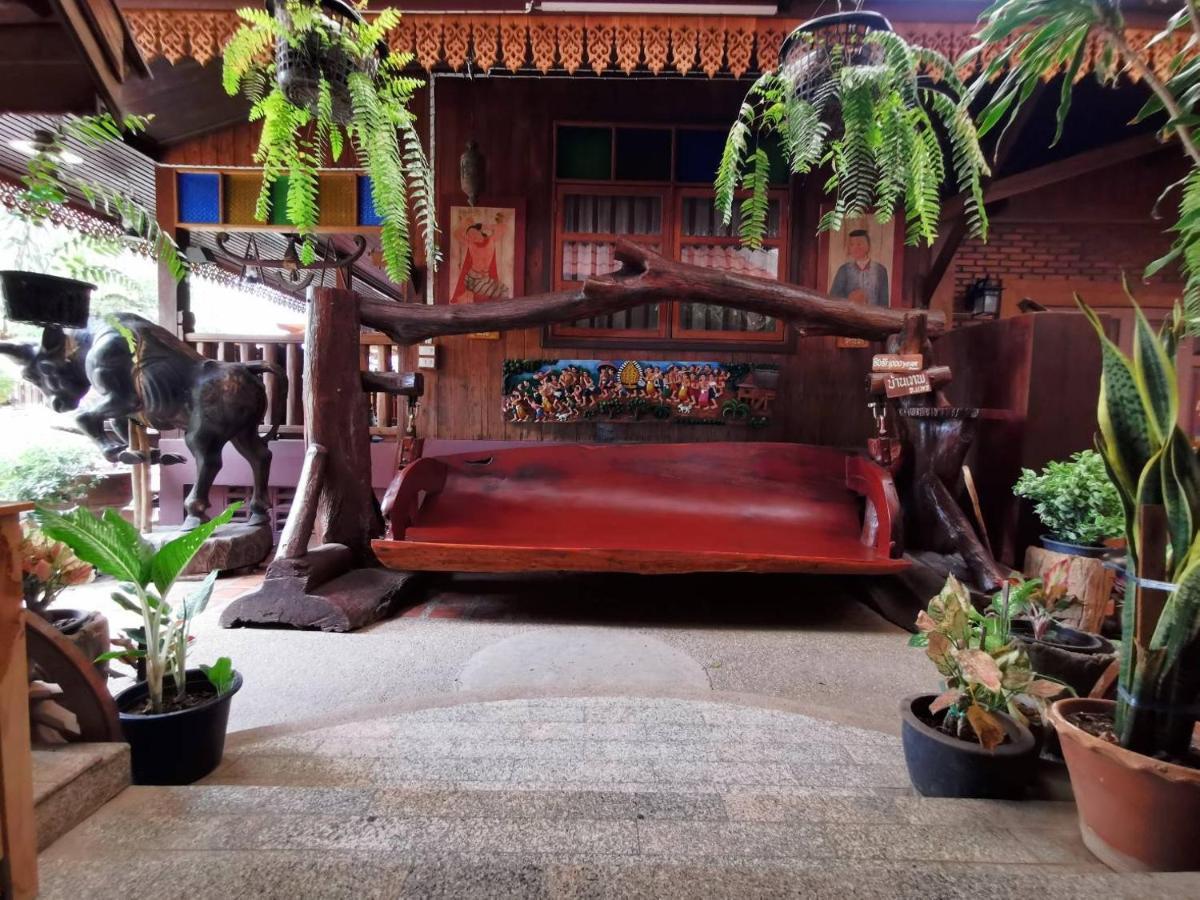 Baanthep Antique Homestay Phrae Exteriör bild