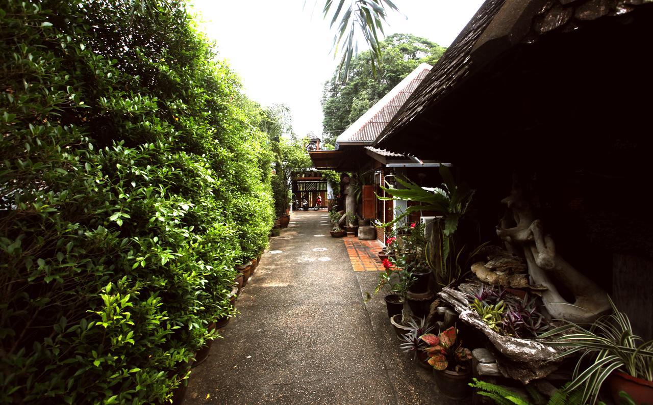 Baanthep Antique Homestay Phrae Exteriör bild